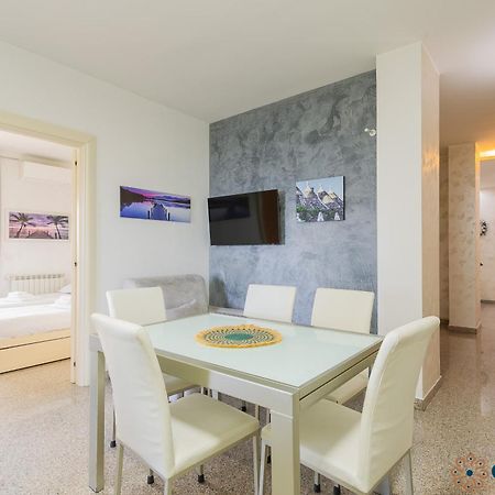 Fronte Mare By Apulia Accommodation Bari Ngoại thất bức ảnh
