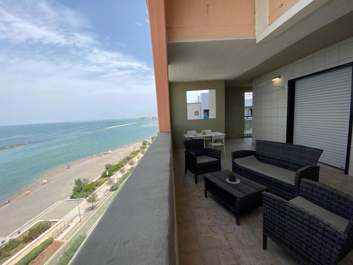 Fronte Mare By Apulia Accommodation Bari Ngoại thất bức ảnh