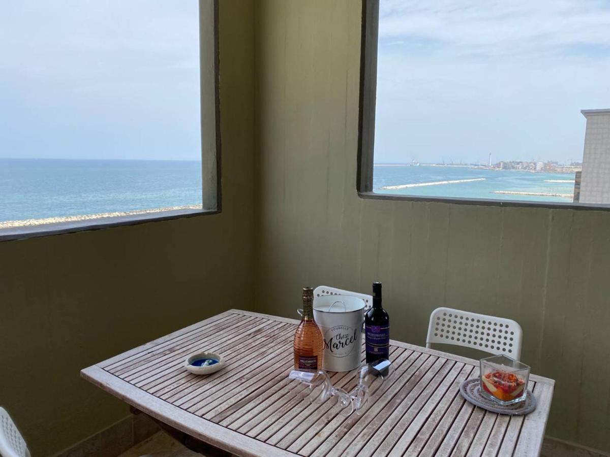 Fronte Mare By Apulia Accommodation Bari Ngoại thất bức ảnh