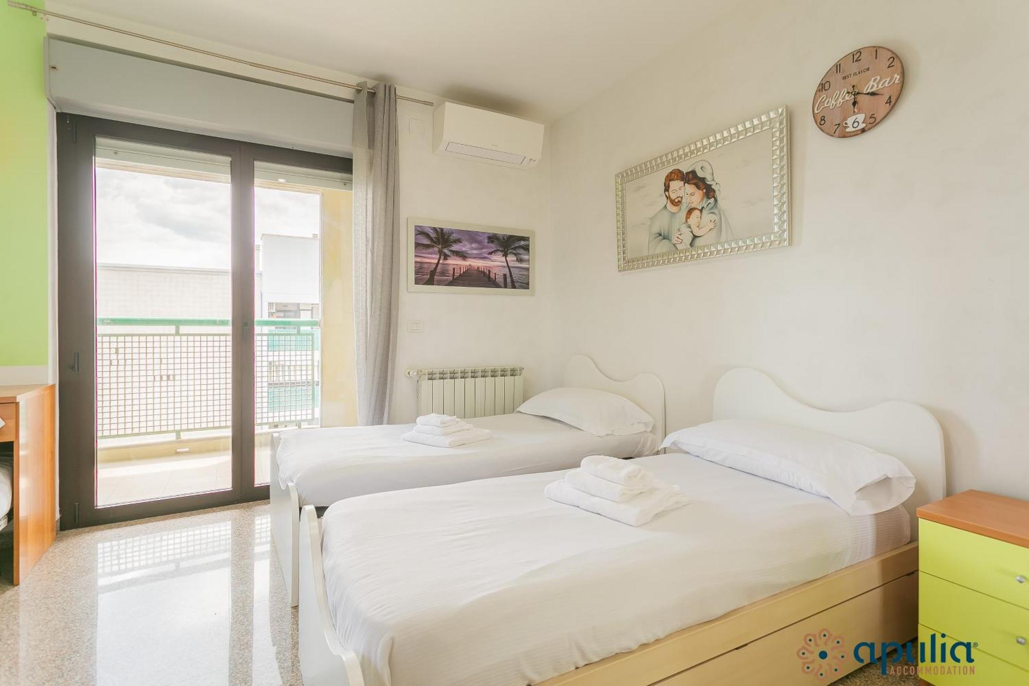 Fronte Mare By Apulia Accommodation Bari Ngoại thất bức ảnh