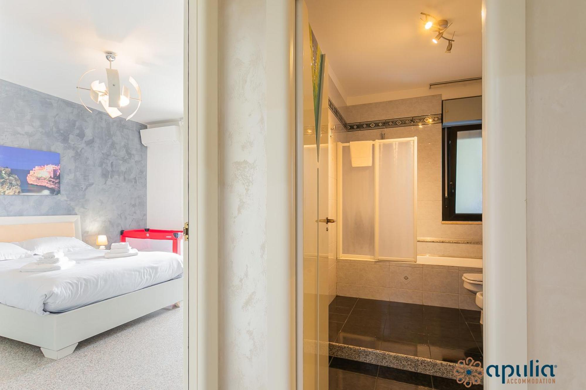 Fronte Mare By Apulia Accommodation Bari Ngoại thất bức ảnh