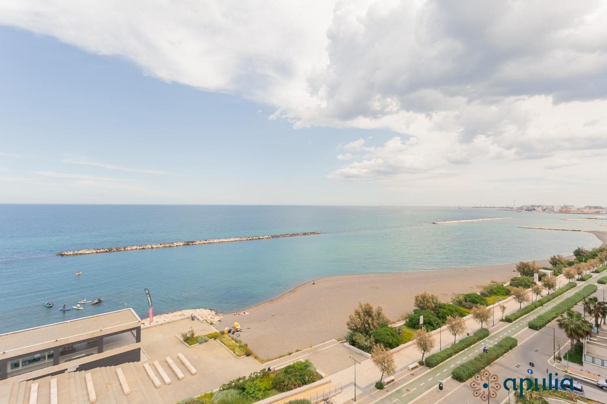 Fronte Mare By Apulia Accommodation Bari Ngoại thất bức ảnh